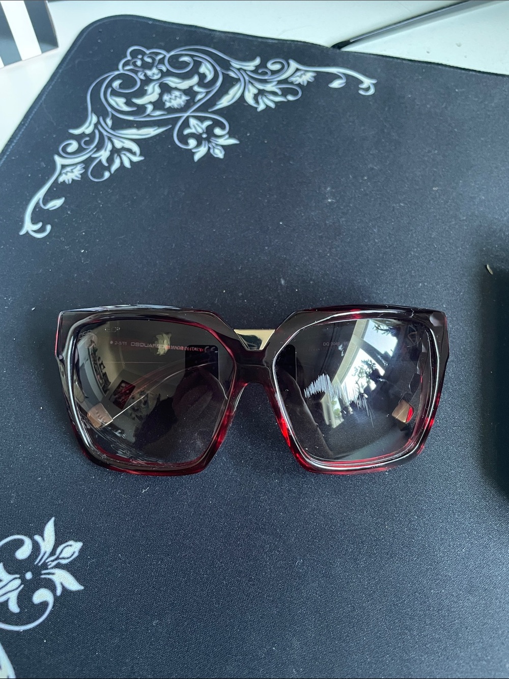 DSQUARED2 Red turtoise Shell sunglasses with gold accent model DQ 0046